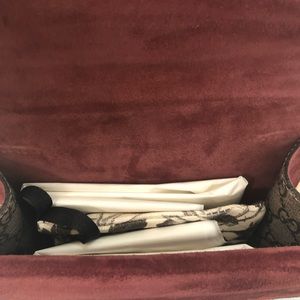 Gucci Bags - Gucci Dionysus GG blooms mini bag. Gucci Bags - Gucci Dionysus GG blooms mini bag.
